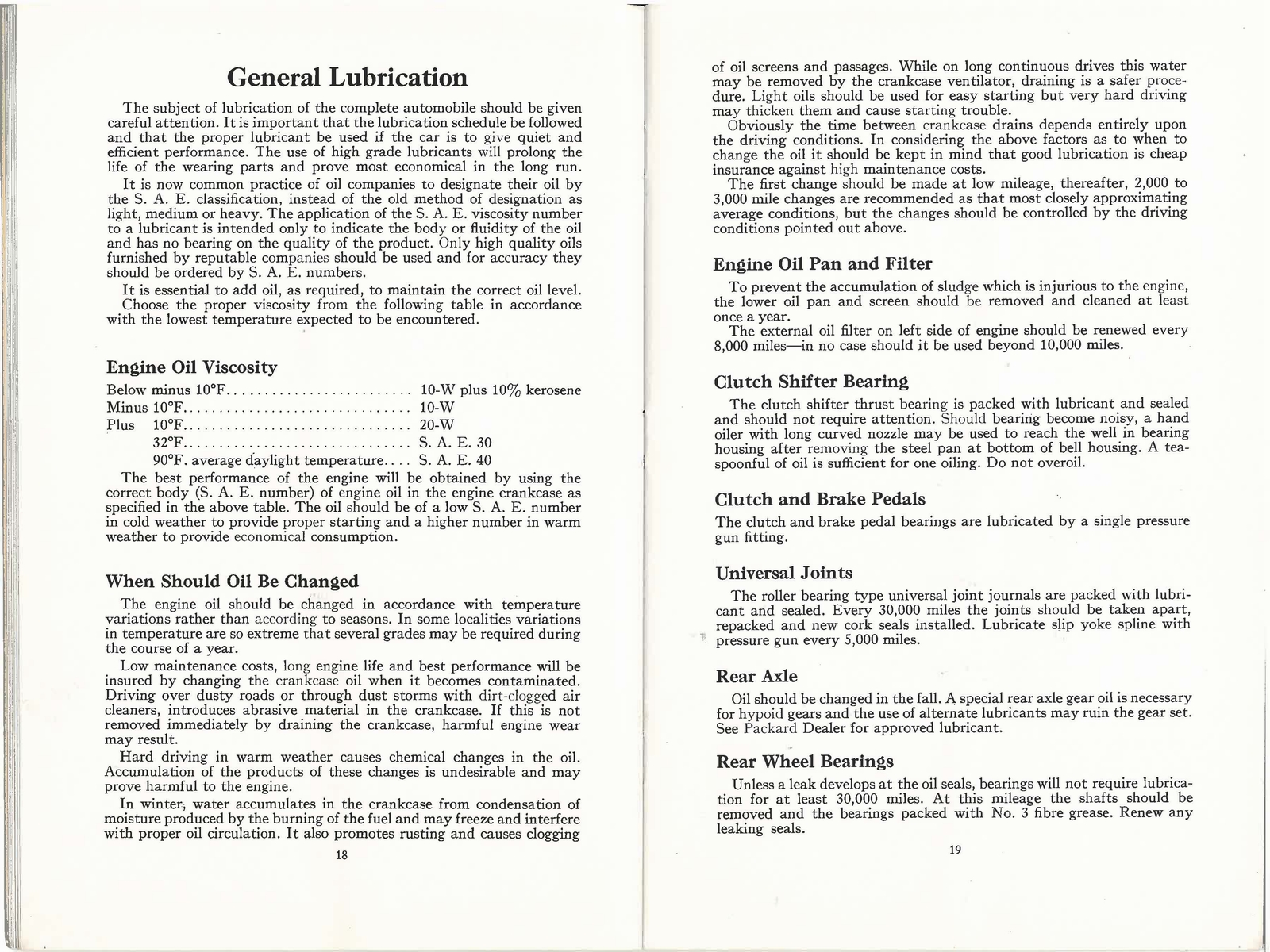 n_1938 Packard Eight Manual-18-19.jpg